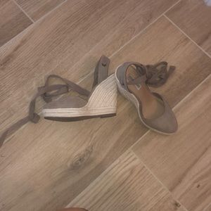 Steve Madden wedges!